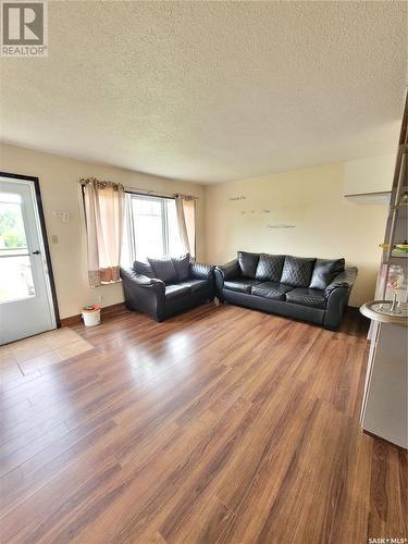 703 3Rd Street E, Meadow Lake, SK - Indoor Photo Showing Living Room