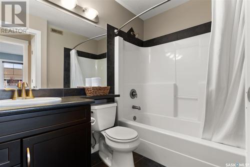 3302 Green Moss Lane, Regina, SK - Indoor Photo Showing Bathroom