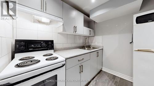 Bsmt - 1549 Marshcourt Drive, Pickering, ON - Indoor Photo Showing Kitchen With Double Sink