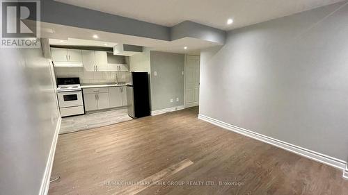 Bsmt - 1549 Marshcourt Drive, Pickering, ON - Indoor Photo Showing Kitchen