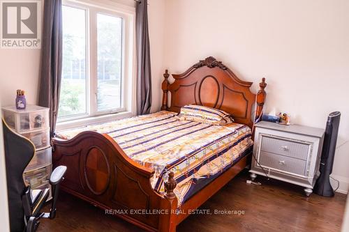 721 Midland Avenue E, Toronto, ON - Indoor Photo Showing Bedroom