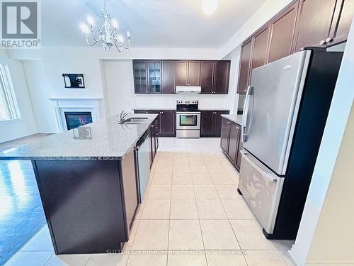 10587 Woodbine Avenue, Markham, ON - Indoor Photo Showing Kitchen With Double Sink With Upgraded Kitchen