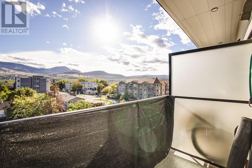 345 Dougall Road N Unit# Ph16, Kelowna, BC - Outdoor With View