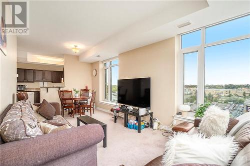 100 Roger Guindon Road Unit#701, Ottawa, ON - Indoor Photo Showing Living Room