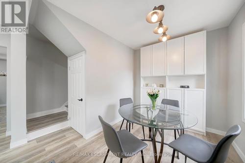 98 Cope Street, Hamilton, ON - Indoor Photo Showing Dining Room