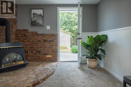 25 Duchess Drive, Cambridge, ON - Indoor With Fireplace