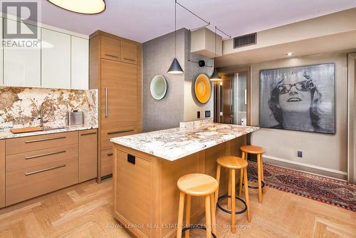 505 - 190 St George Street, Toronto, ON - Indoor Photo Showing Kitchen