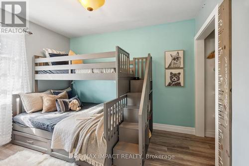 6 Orchard View Boulevard, Clarington, ON - Indoor Photo Showing Bedroom