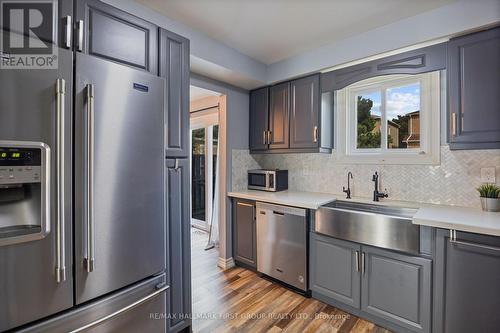 35 Radford Drive, Ajax, ON - Indoor Photo Showing Kitchen