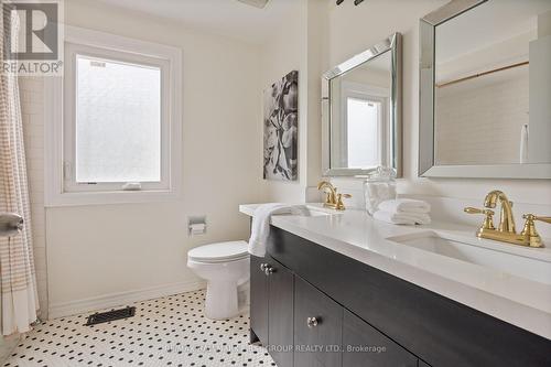 35 Radford Drive, Ajax, ON - Indoor Photo Showing Bathroom