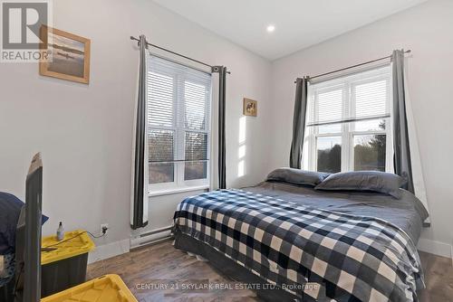 3 - 8 Wellington Street, Clarington, ON - Indoor Photo Showing Bedroom