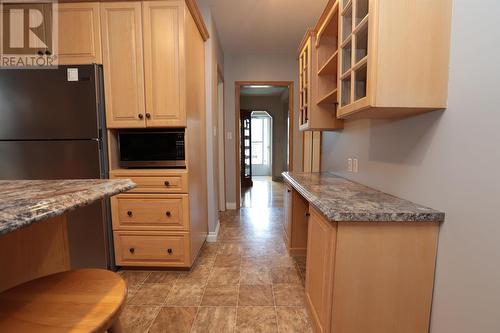 11 Henrietta Ave, Sault Ste. Marie, ON - Indoor Photo Showing Kitchen