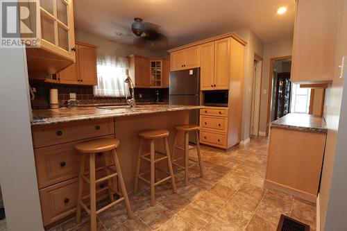 11 Henrietta Ave, Sault Ste. Marie, ON - Indoor Photo Showing Kitchen