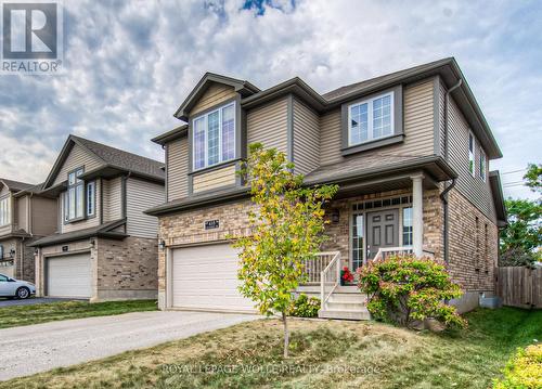 418 Westcroft Drive, Waterloo, ON - Outdoor With Facade