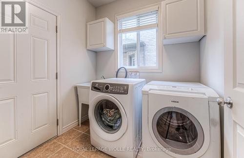 418 Westcroft Drive, Waterloo, ON - Indoor Photo Showing Laundry Room