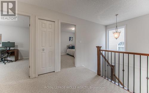 418 Westcroft Drive, Waterloo, ON - Indoor