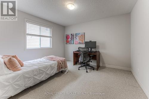 418 Westcroft Drive, Waterloo, ON - Indoor Photo Showing Bedroom