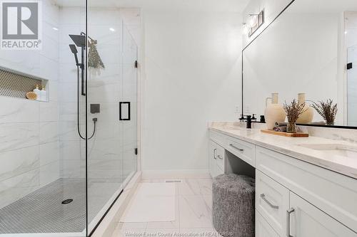 385 Caserta Crescent, Lakeshore, ON - Indoor Photo Showing Bathroom