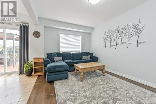 89 Law Drive, Guelph, ON - Indoor Photo Showing Living Room