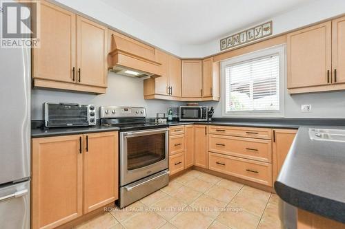 89 Law Drive, Guelph, ON - Indoor Photo Showing Kitchen