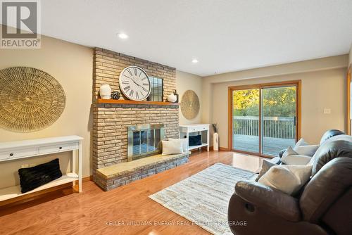 569 Prestwick Drive, Oshawa (Mclaughlin), ON - Indoor Photo Showing Living Room With Fireplace