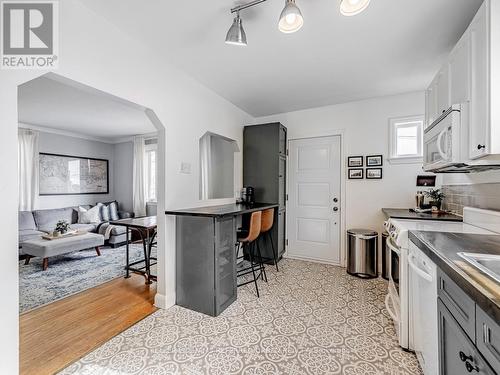 50 Exmoor Drive, Toronto, ON - Indoor Photo Showing Kitchen