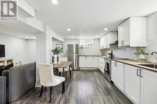 1569 Hwy 6, Hamilton, ON - Indoor Photo Showing Kitchen With Upgraded Kitchen