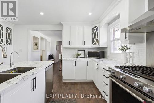 1569 Hwy 6, Hamilton, ON - Indoor Photo Showing Kitchen With Double Sink With Upgraded Kitchen