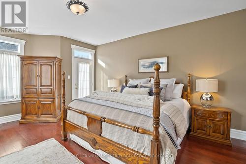 418 Euclid Street, Whitby (Downtown Whitby), ON - Indoor Photo Showing Bedroom