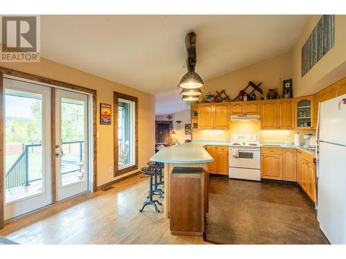 395 Valhalla Road, Prince George, BC - Indoor Photo Showing Kitchen