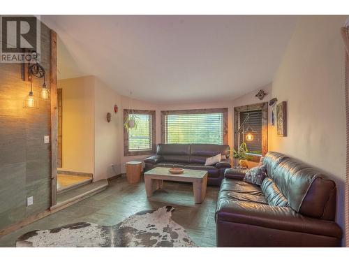 395 Valhalla Road, Prince George, BC - Indoor Photo Showing Living Room