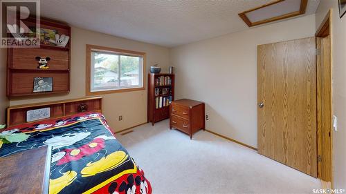 858 Dorothy Street, Regina, SK - Indoor Photo Showing Bedroom