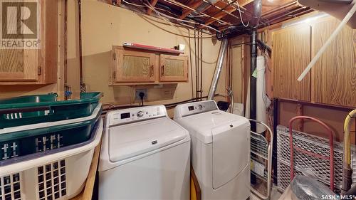 858 Dorothy Street, Regina, SK - Indoor Photo Showing Laundry Room