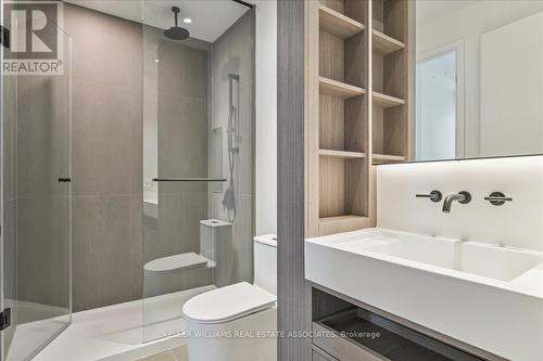 3909 - 55 Charles Street E, Toronto, ON - Indoor Photo Showing Bathroom