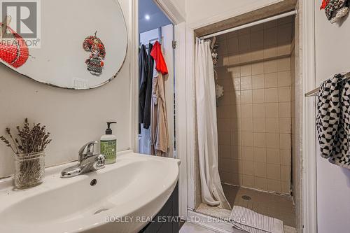 58 Palmerston Avenue, Toronto, ON - Indoor Photo Showing Bathroom