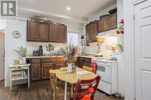 58 Palmerston Avenue, Toronto, ON - Indoor Photo Showing Kitchen