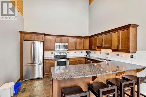 3211 Skyview Lane Unit# 304, West Kelowna, BC - Indoor Photo Showing Kitchen With Stainless Steel Kitchen