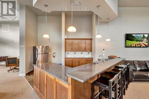 3211 Skyview Lane Unit# 304, West Kelowna, BC - Indoor Photo Showing Kitchen