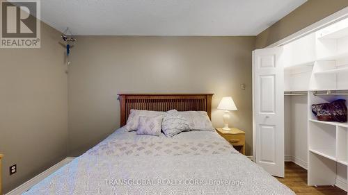 1813 St. Johns Road, Innisfil, ON - Indoor Photo Showing Bedroom