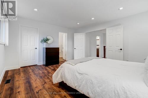 1 Cummings Court, Markham, ON - Indoor Photo Showing Bedroom