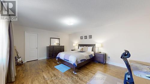 17 Silver Fir Street, Richmond Hill, ON - Indoor Photo Showing Bedroom