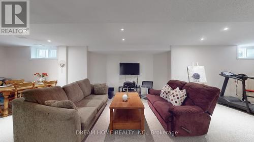 17 Silver Fir Street, Richmond Hill, ON - Indoor