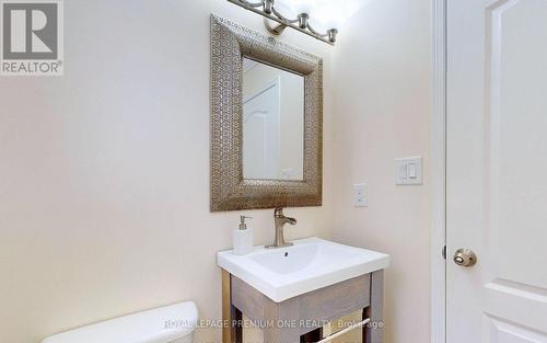 Upper - 20 Bestview Crescent, Vaughan, ON - Indoor Photo Showing Bathroom