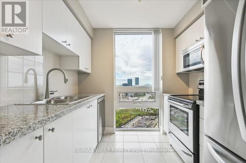 Lph7 - 3 Michael Power Place, Toronto, ON - Indoor Photo Showing Kitchen With Double Sink