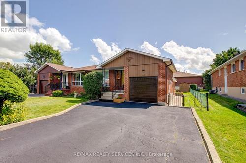 42 Mallard Crescent, Brampton, ON 