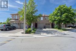 72 - 5420 FALLINGBROOK DRIVE  Mississauga, ON L5V 2H6