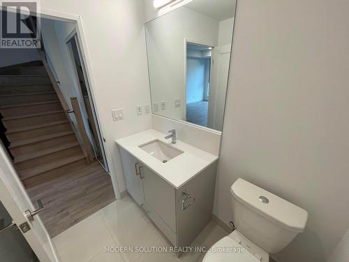 102 - 291 Queens Avenue, Oakville, ON - Indoor Photo Showing Bathroom