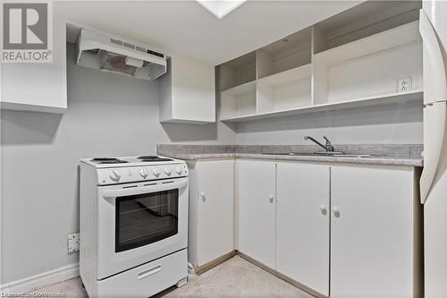 184 Gatewood Road, Kitchener, ON - Indoor Photo Showing Kitchen