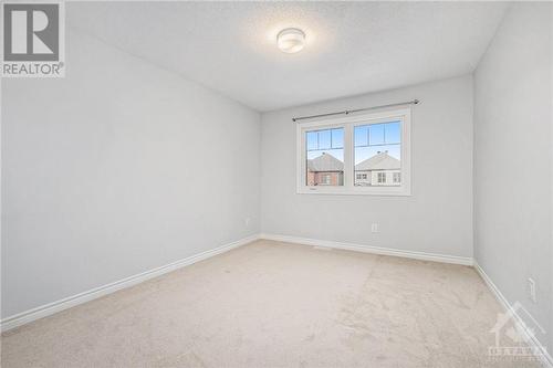 701 Perseus Avenue, Ottawa, ON - Indoor Photo Showing Other Room