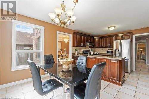 112 Stone Church Road W, Hamilton, ON - Indoor Photo Showing Dining Room